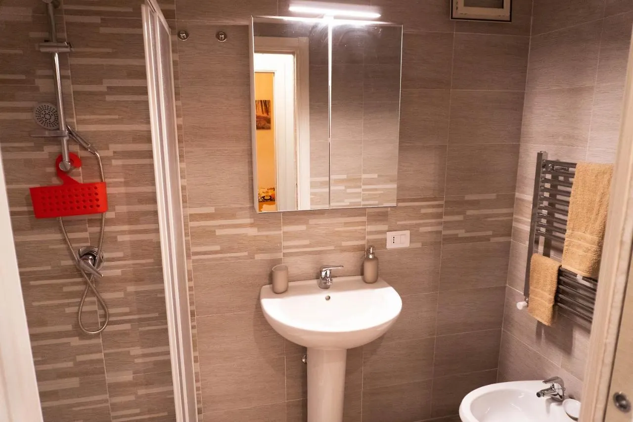 Neapolitan Roo Apartment 0*, Naples Italy